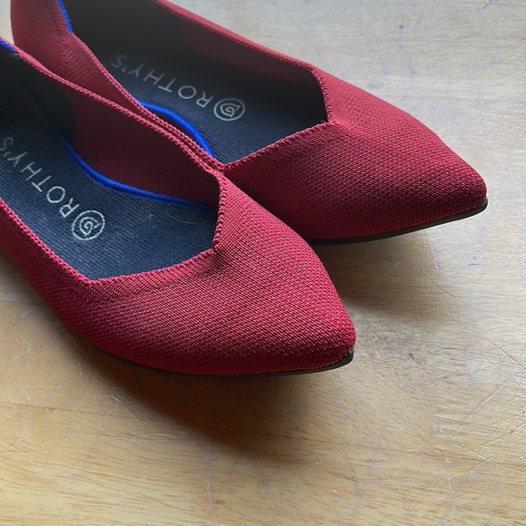 Red pointed toe Rothy’s - Picture 2 of 3